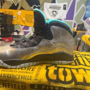 Worn Once Jordan 10 Lady Liberty
